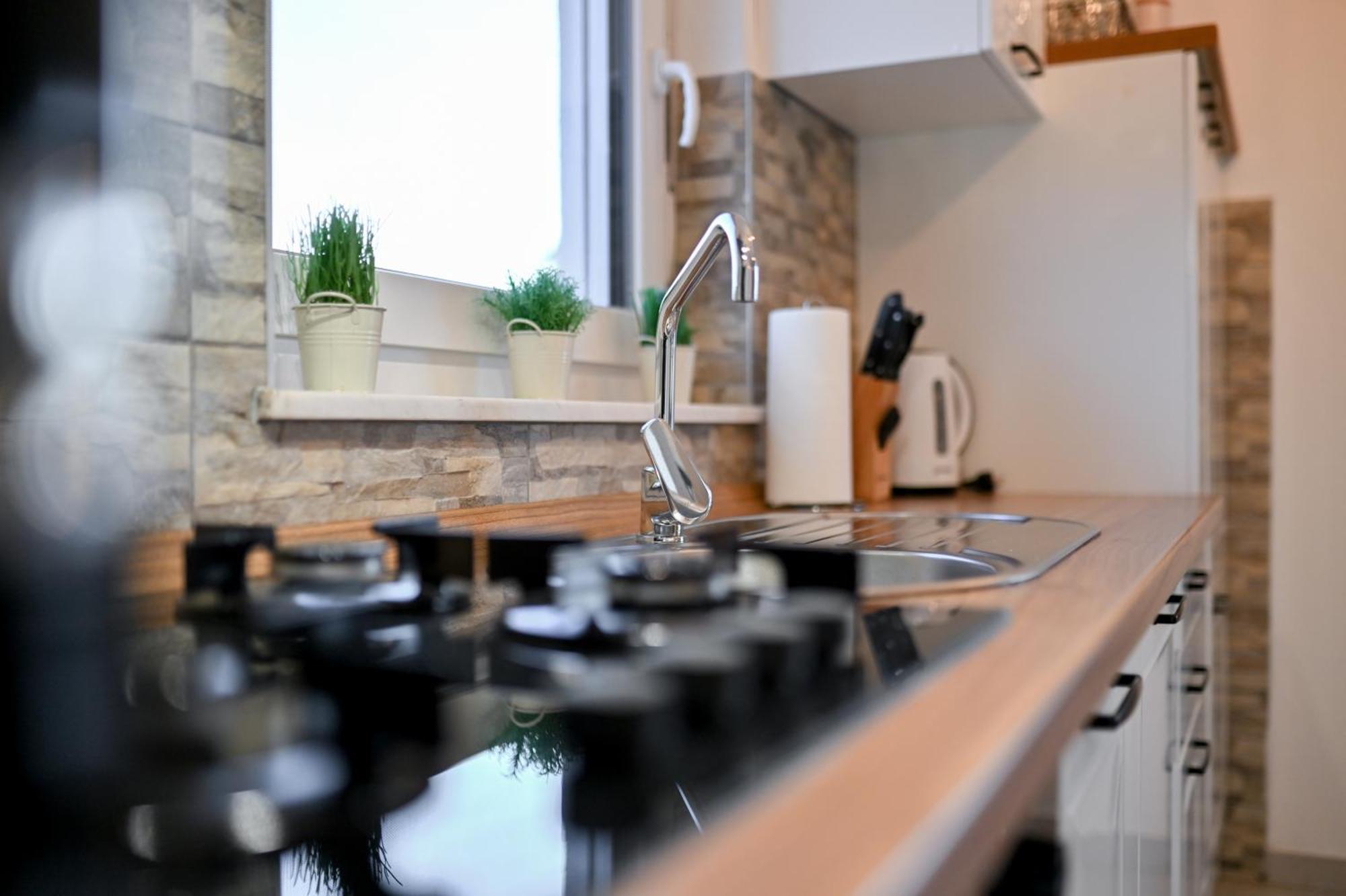 Holiday Home Aprilis With Pool, Jacuzzi And Sauna Galovac  ภายนอก รูปภาพ